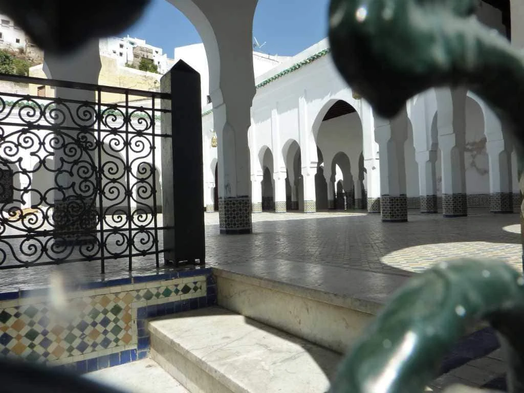 Idriss Mosque - Moroccan Architecture